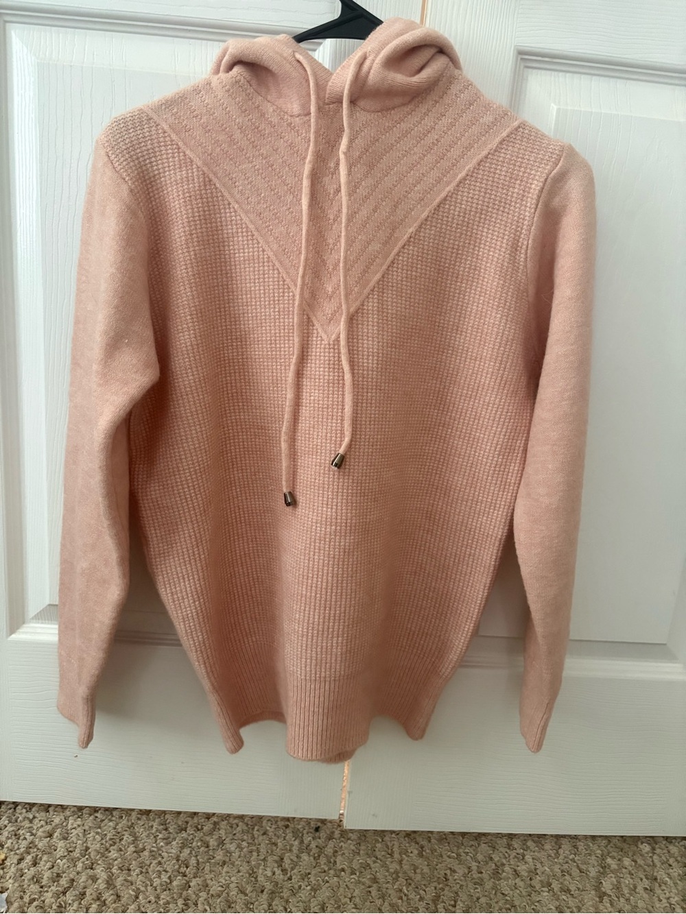 Christina Blush Pink V-Detail 100% Cashmere Hooded Sweater New without Tags